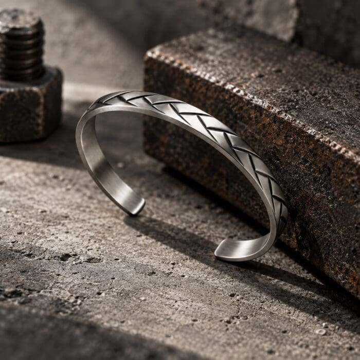 Alternative view of by Bonells Varg armring - 20350393