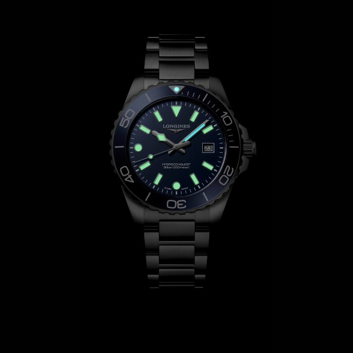 Alternative view of Longines HydroConquest - L37694966