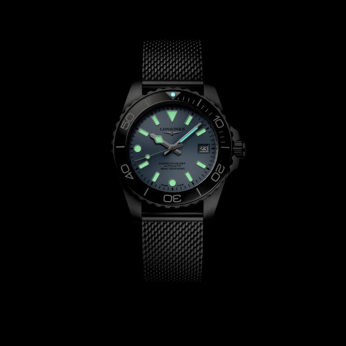 Alternative view of Longines HydroConquest - L37794996